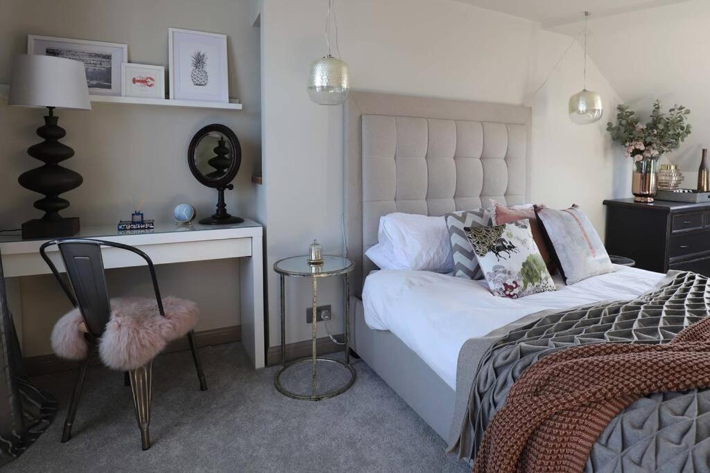 Stylish Townhouse 15 Mins To Laines & Seafront Villa Brighton Kültér fotó